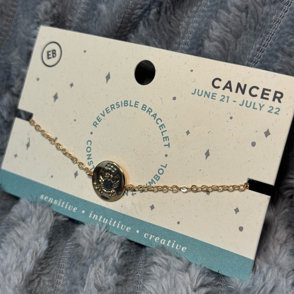 EARTHBOUND Gold Cancer Reversible Bracelet - Picture 3 of 6